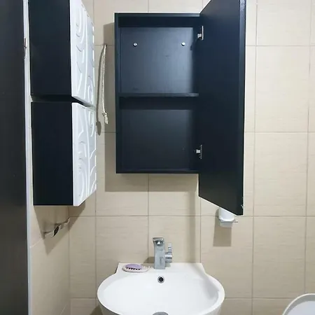 Montana View Apartment